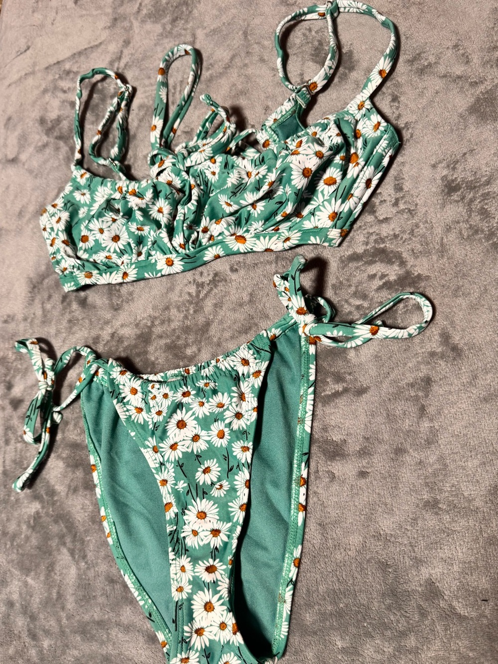 Women's Summer Bundle: 2 Bikinis, 1 Crop Top & Bikini Bottoms (4 Pieces)